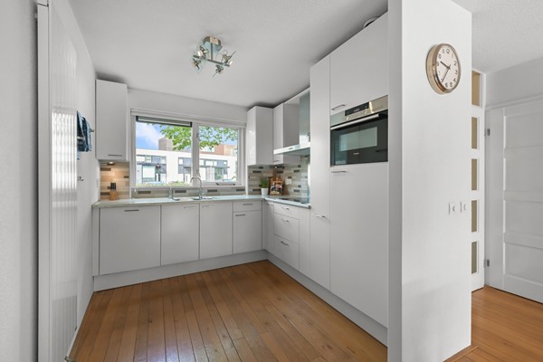 Medium property photo - Reina Prinsen Geerligstuin 35, 1705 HK Heerhugowaard